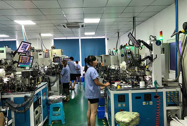 新亿利采用全套进口设备